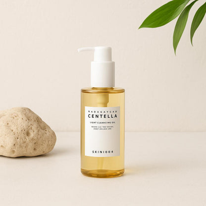 SKIN1004 Madagascar Centella Light Cleansing Oil